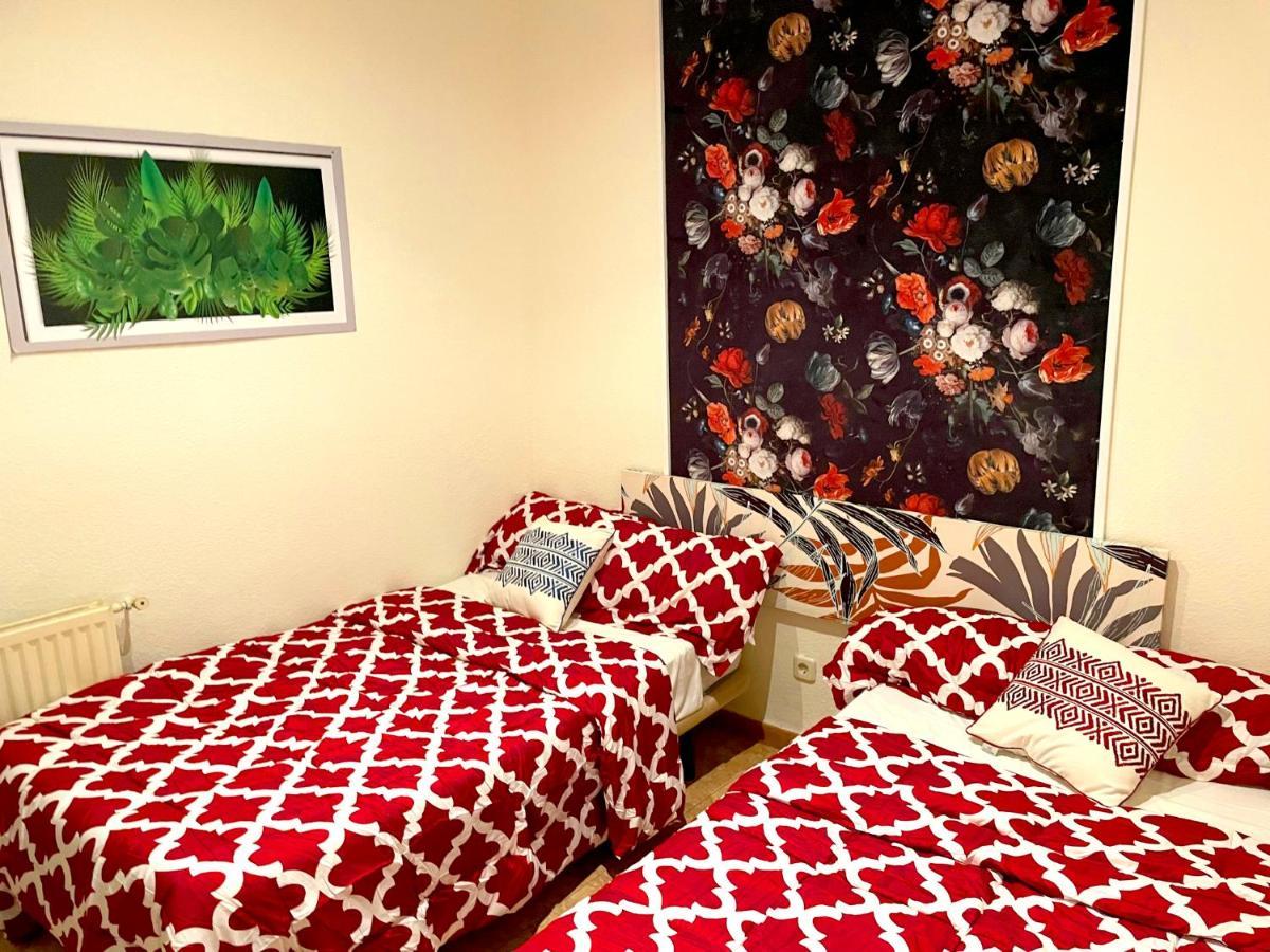 Sol Montera & Parking Tph Bed & Breakfast Madrid Eksteriør bilde
